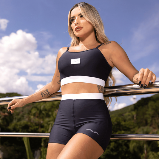 Conjunto Feminino Academia Suplex Poliamida Top e Short Com Elástico No Cós AVA Fitness