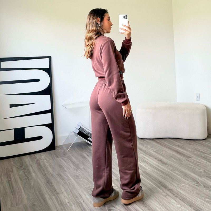 Conjunto Moletom Feminino Blusa manga longa Flanelado Veludo sem bordado cropped + calça pantalona