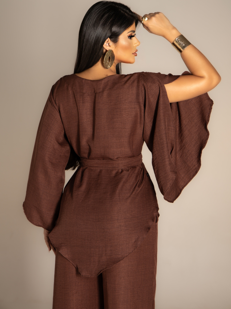 ⁠Conjunto Blusa Calça e Pantalona Tecido Crepe dunas Elegante Soltinha Perna Larga Wide Leg Com Cinto Manga Compida